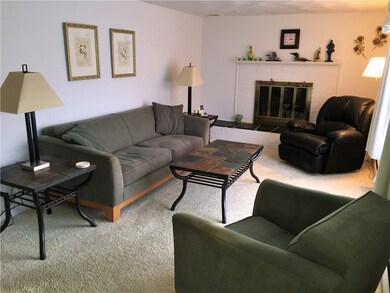 5 Ruth St, Middletown, RI 02842 - photo 3