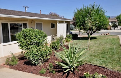 11610 Dodd St, Yucaipa, CA 92399 - photo 2