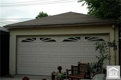 Detached Garage