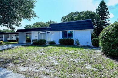 Front of the villa (end unit) 