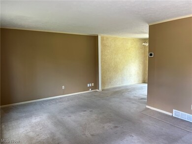 8764 Usher Rd, Olmsted Falls, OH 44138 - photo 3