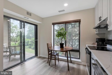 120 Roberts Ln unit 101, Alexandria, VA 22314 - photo 4