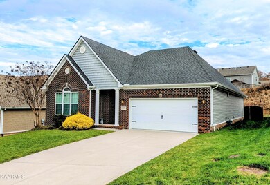 1828 Misty Cloud Ln, Knoxville, TN 37932 - photo 2