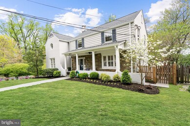 8515 Lynwood Place, Chevy Chase, MD 20815 - photo 3