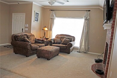 1920 Ridge Crest Dr, Shawnee, OK 74804 - photo 2