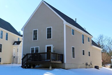 133 Barbara Ln, Hudson, NH 03051 - photo 2
