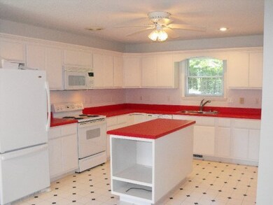 171 Dovenshire Dr, Crossville, TN 38558 - photo 6