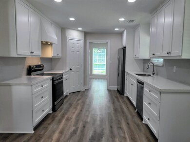 11926 Stillwater Dr, Houston, TX 77070 - photo 6