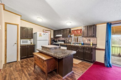 3313 Rolling Oaks Dr, Cleburne, TX 76031 - photo 7