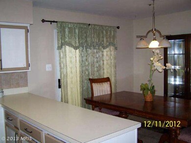 1620 Willowwood Ct, Hyattsville, MD 20785 - photo 4