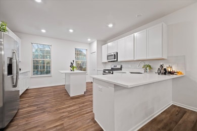 706 Springside Ct, Oswego, IL 60543 - photo 3