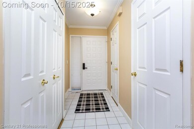 535 Tennyson unit 48, Rochester Hills, MI 48307 - photo 5