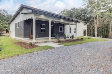 7510 Mahoney Dr, Pass Christian, MS 39571 - photo 4