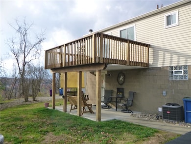 133 Pinto Dr unit Pinto Drive, Pittsburgh, PA 15239 - photo 3