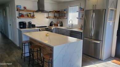 313 Forest Dr, Blooming Grove, PA 18428 - photo 4