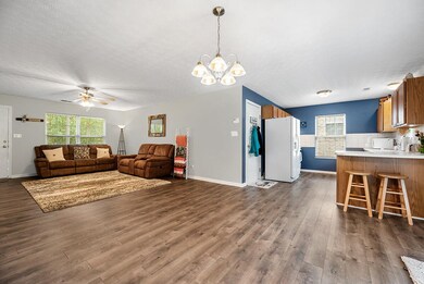 7113 Majors Landing Ln, Corryton, TN 37721 - photo 5