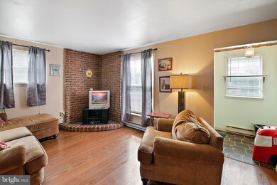 557 Staufer Ct, Mount Joy, PA 17552 - photo 6