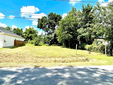 922 Dewalt St, Houston, TX 77088 - photo 2