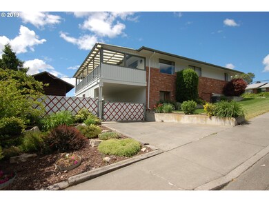 914 NW 12th St, Pendleton, OR 97801 - photo 3