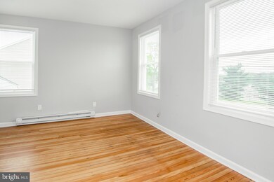 724 S Camp Meade Rd unit 2, Linthicum Heights, MD 21090 - photo 6