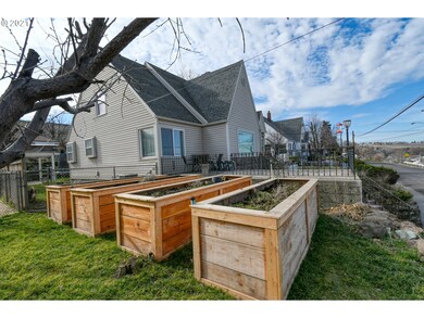 1010 SW Goodwin Ave, Pendleton, OR 97801 - photo 6