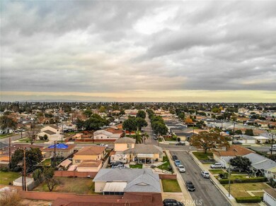 1023 W 137th St, Compton, CA 90222 - photo 5