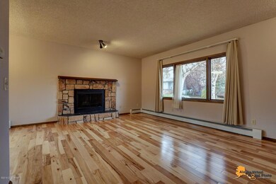 Living Room w/Fireplace