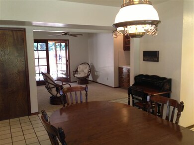 dining room to eating area