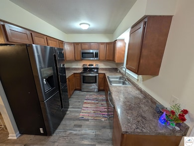 604 Pecan Dr, Clinton, MO 64735 - photo 5