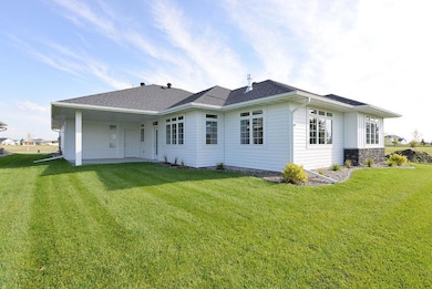 235 Emma Ct, Mapleton, ND 58059 - photo 4