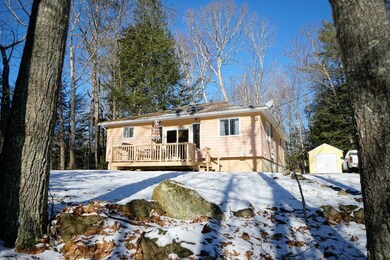 33 Amherst Dr, Center Barnstead, NH 03225 - photo 2