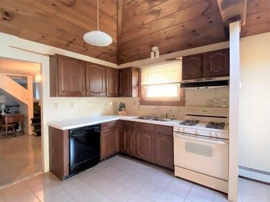 115 Plymouth Blvd, Westport, MA 02790 - photo 5