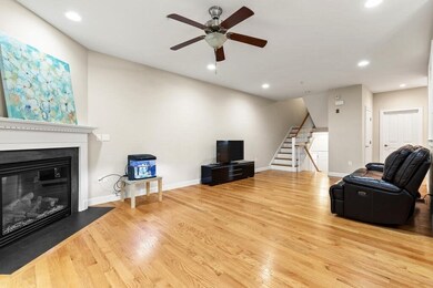 8 Murray Ave unit 11, Burlington, MA 01803 - photo 6