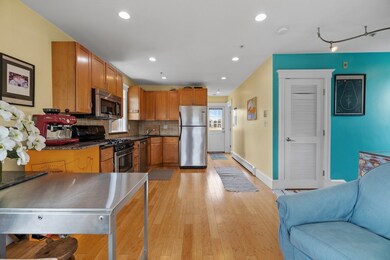 20 Village St unit 3, Somerville, MA 02143 - photo 4