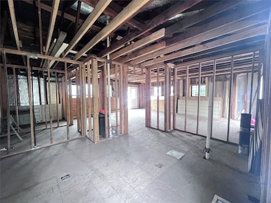 527 E Main St, Lewisville, TX 75057 - photo 4