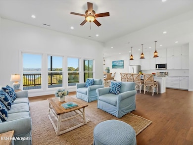 736 Cow Poke Ln, Rutledge, TN 37861 - photo 5