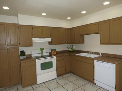 902 E 8th Ave, Mesa, AZ 85204 - photo 3