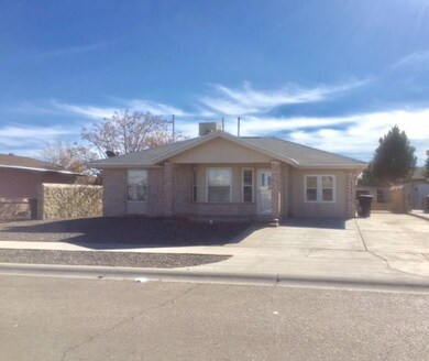 14508 Alcon Dr, Horizon City, TX 79928 - photo 2