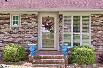 136 Bagwell St, Easley, SC 29640 - photo 2