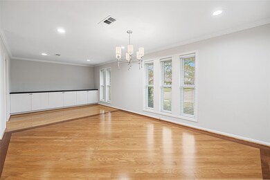 1031 Chamboard Ln, Houston, TX 77018 - photo 5