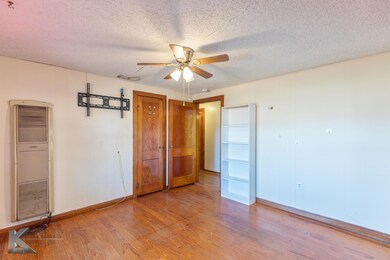 405 S Hinton St, Benjamin, TX 79505 - photo 5