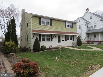 357 W Broad St, Telford, PA 18969 - photo 3