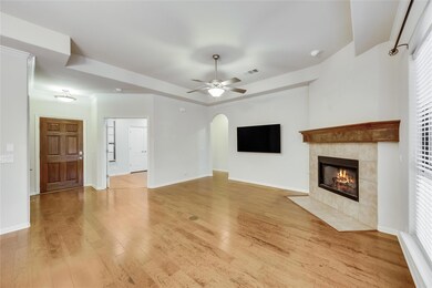 4209 Johns Light Dr unit 70, Austin, TX 78727 - photo 5
