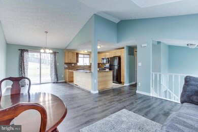 2173 Jennings St, Woodbridge, VA 22191 - photo 6