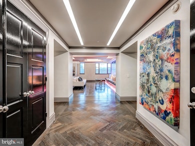 The Ritz-Carlton Residences, Baltimore, MD 21230 - photo 3