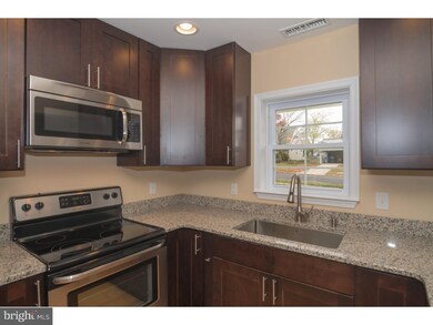 275 Appletree Dr, Levittown, PA 19055 - photo 6