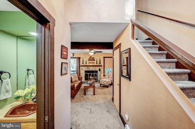 11 Downhill, Blakeslee, PA 18610 - photo 4