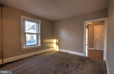 112 W 6th St, Lansdale, PA 19446 - photo 7