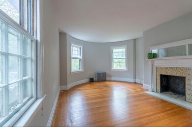 85 Naples Rd, Brookline, MA 02446 - photo 4