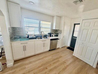 443 Wilder St, West Palm Beach, FL 33405 - photo 6